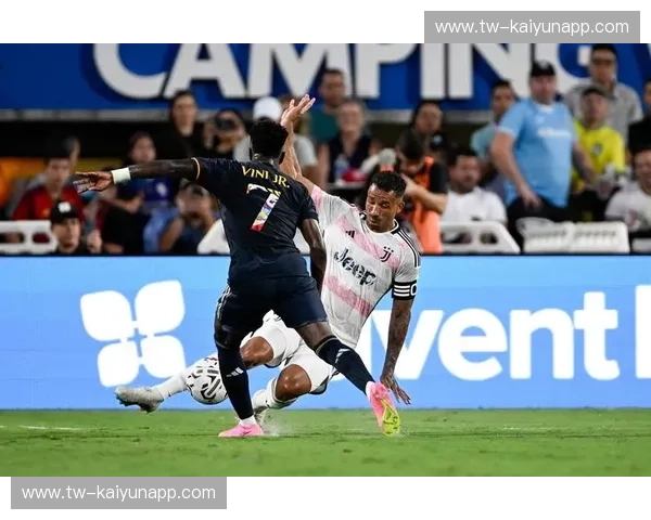 摔跤世锦赛:绝杀进球背后的精彩瞬间与运动精神 摔跤世锦赛:绝杀进球背后的精彩瞬间与运动精神